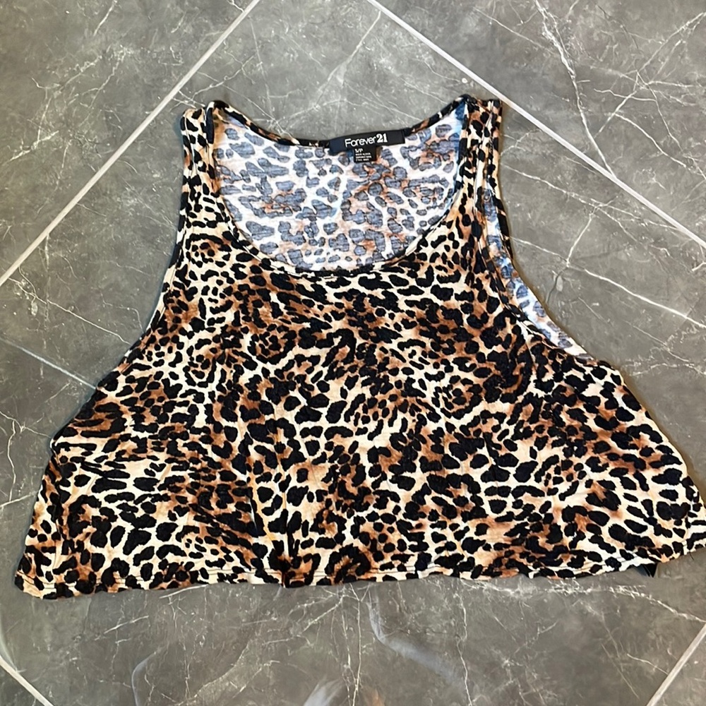 Leopard Crop Top
